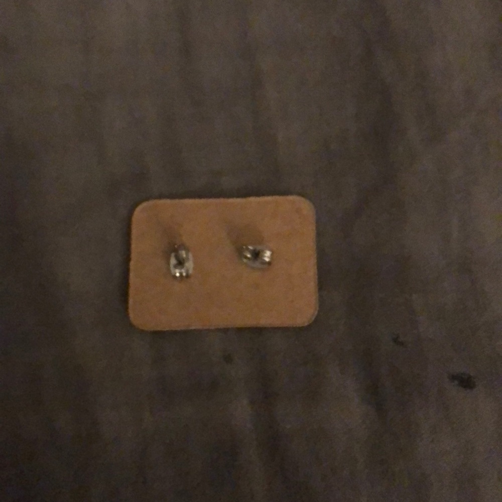 Cinderella earrings - Picture 2 of 2